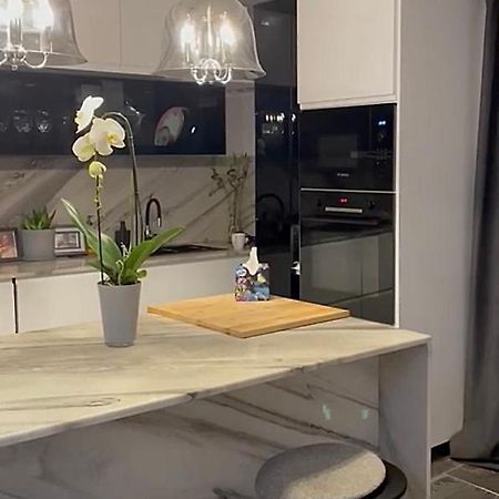 הוילה בוקרשט Casa In Inima Capitalei מראה חיצוני תמונה