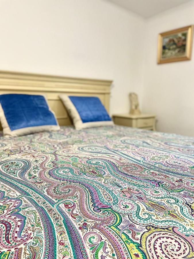 הוילה בוקרשט Casa In Inima Capitalei מראה חיצוני תמונה