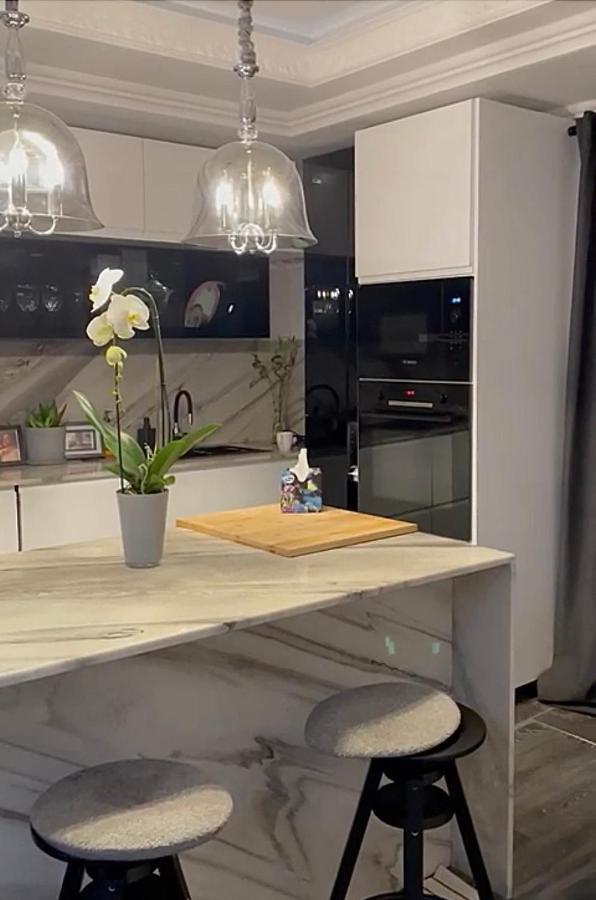 הוילה בוקרשט Casa In Inima Capitalei מראה חיצוני תמונה