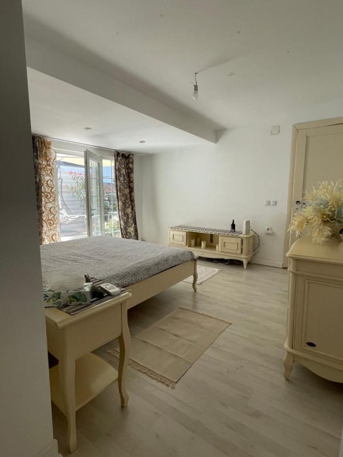 הוילה בוקרשט Casa In Inima Capitalei מראה חיצוני תמונה